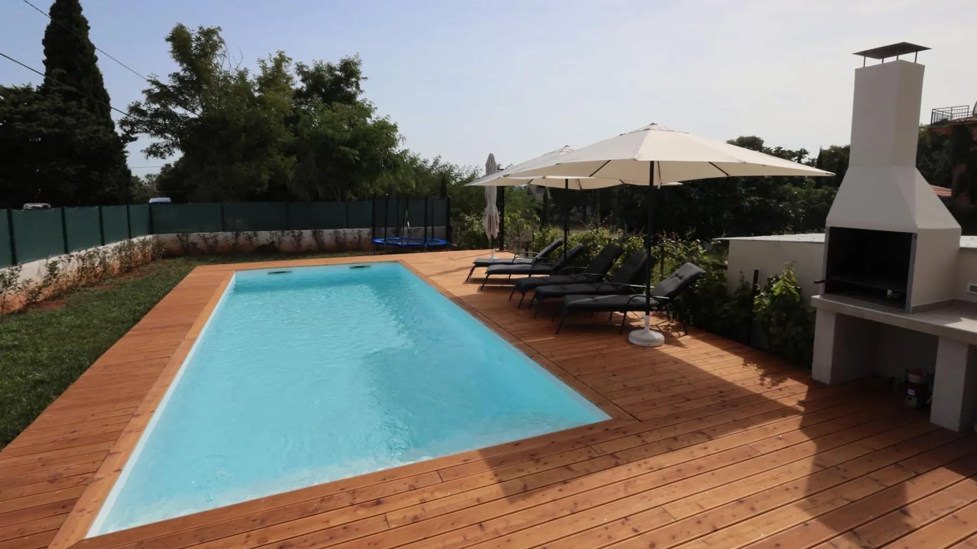 Villa Marta Valtura 0*,  クロアチア